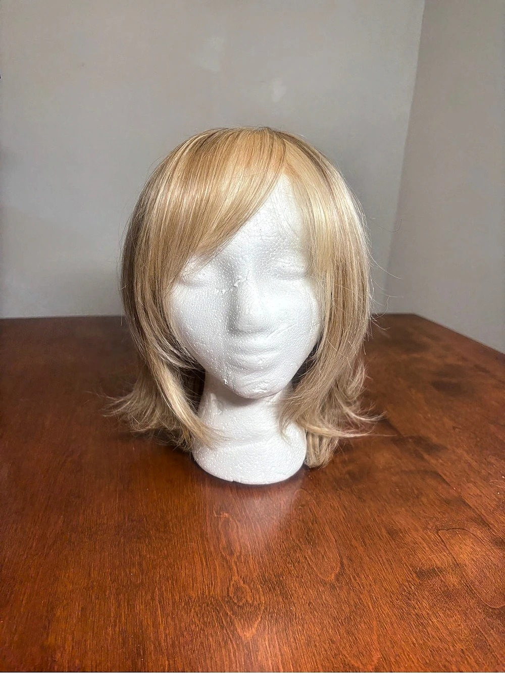 Premium Blonde Monofilament Lace Front Wig - Realistic Bob Cut
